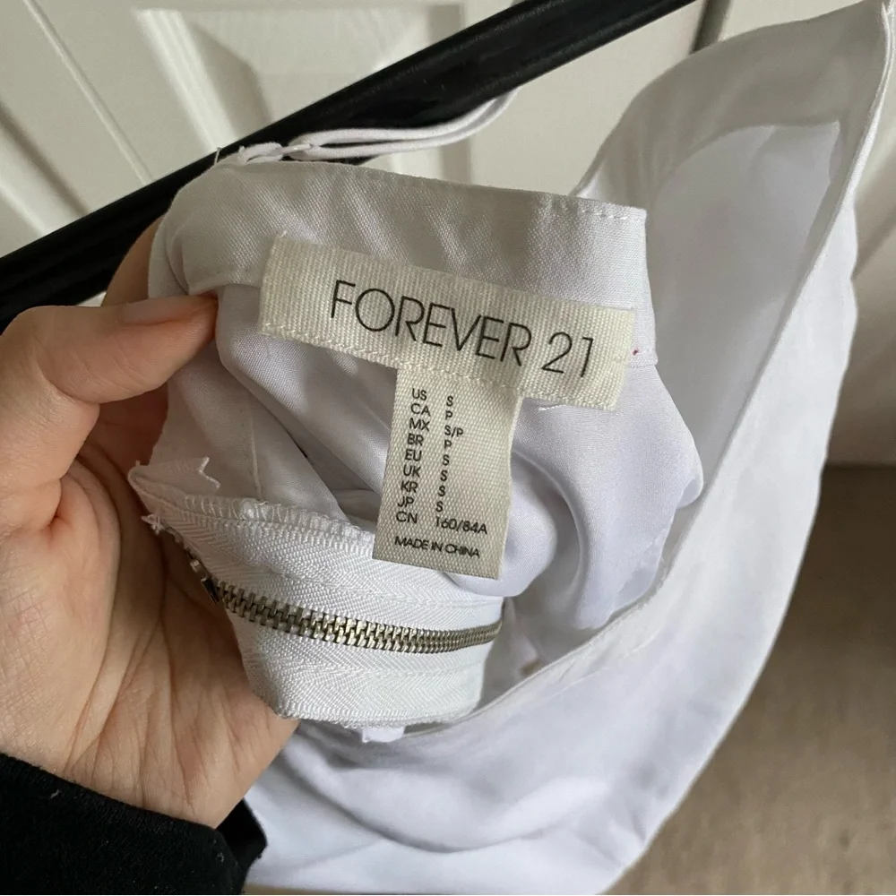 Forever 21 White Flare Cut-Out Mini Dress - Picture 3 of 4